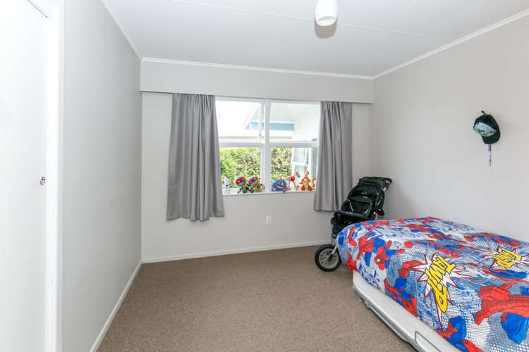 40 Garden Heights Avenue Glenview_16