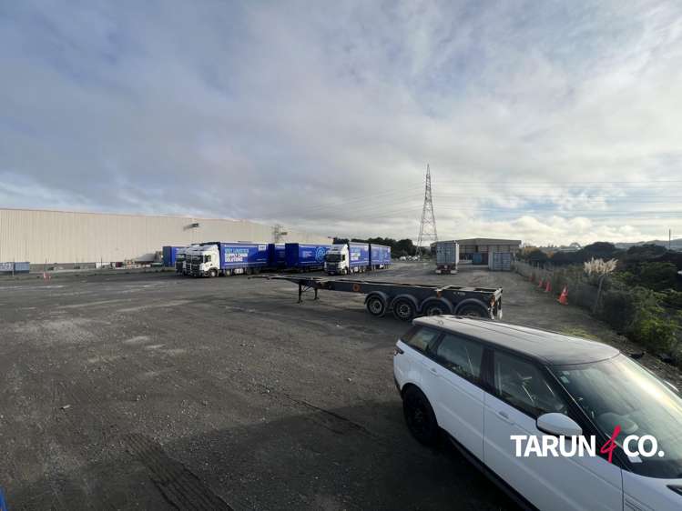 2/69 Captains Springs Road Onehunga_1