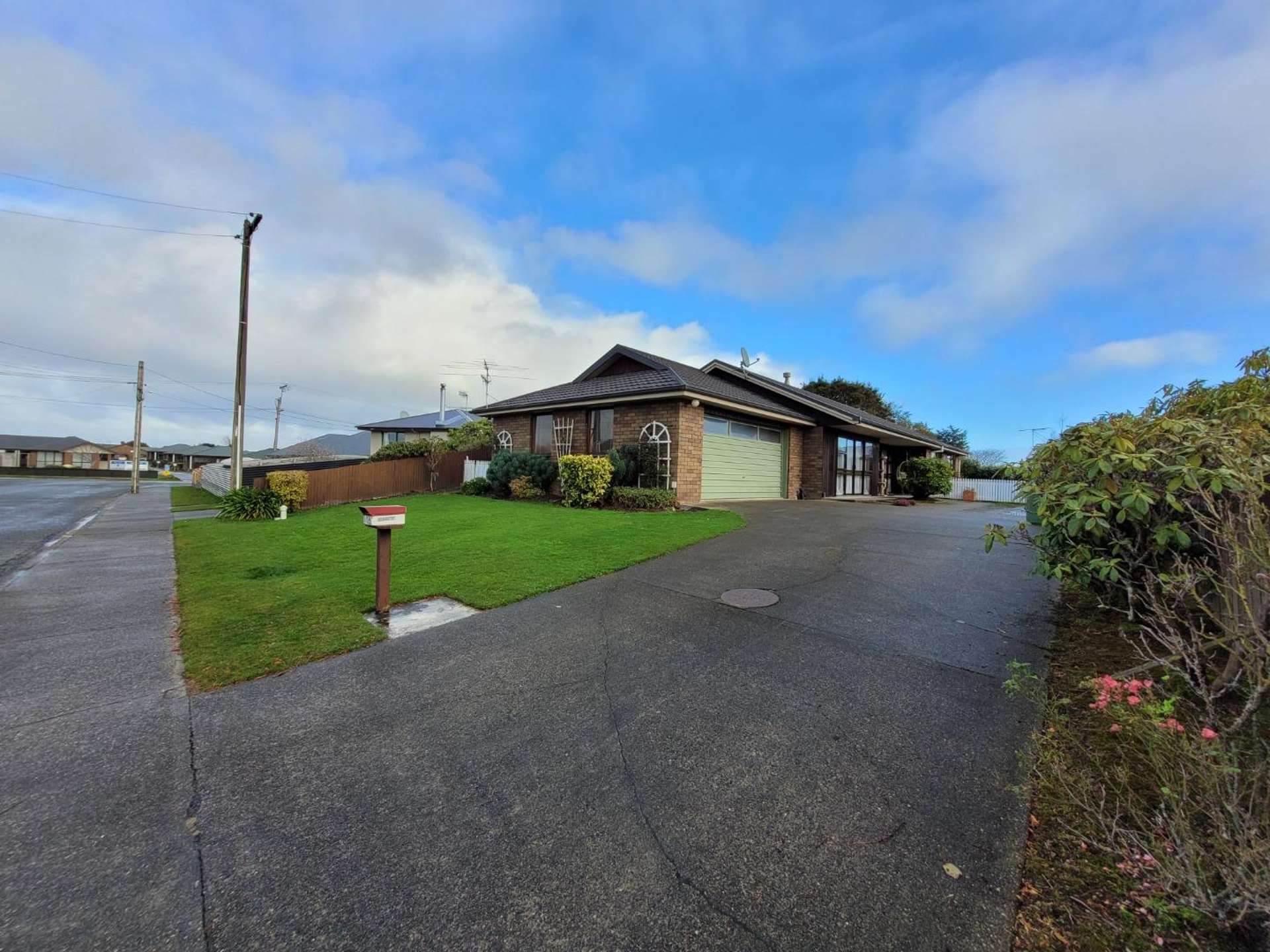 105 Edinburgh Crescent Waikiwi_0