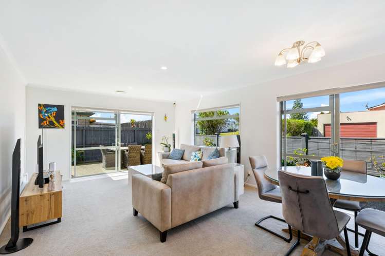 19 Francis Skinner Place Orewa_2