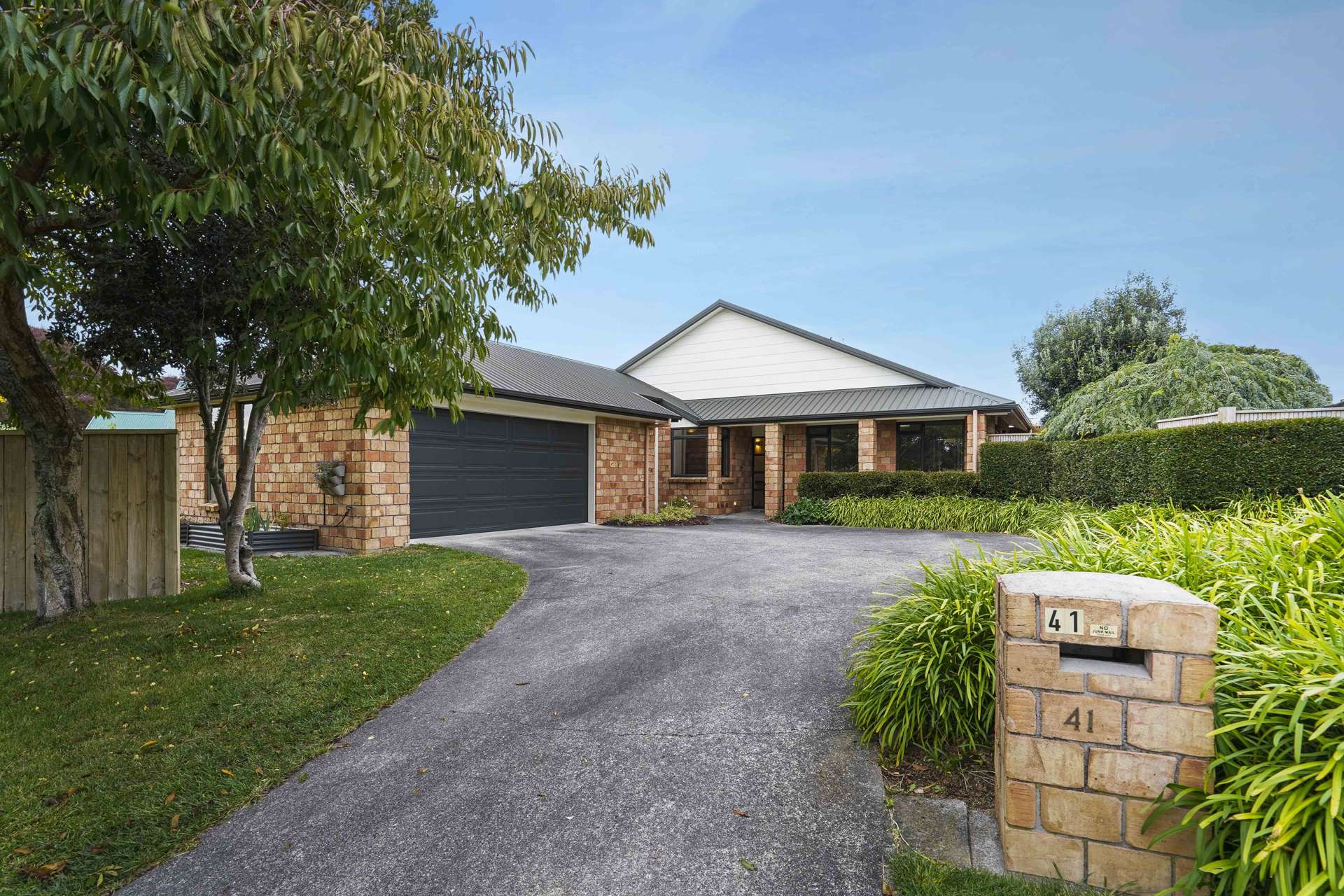 41 Cairns Crescent Rototuna_0