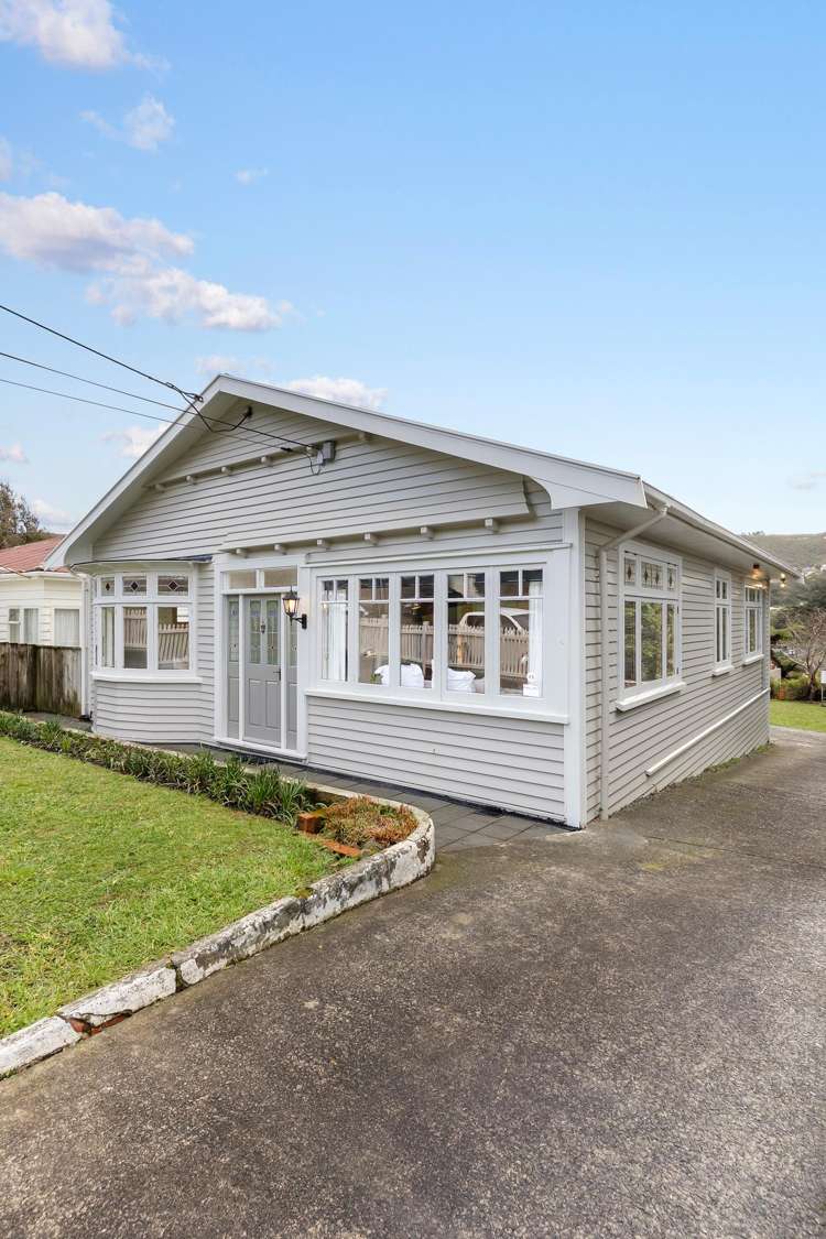 4 Collier Avenue Karori_26