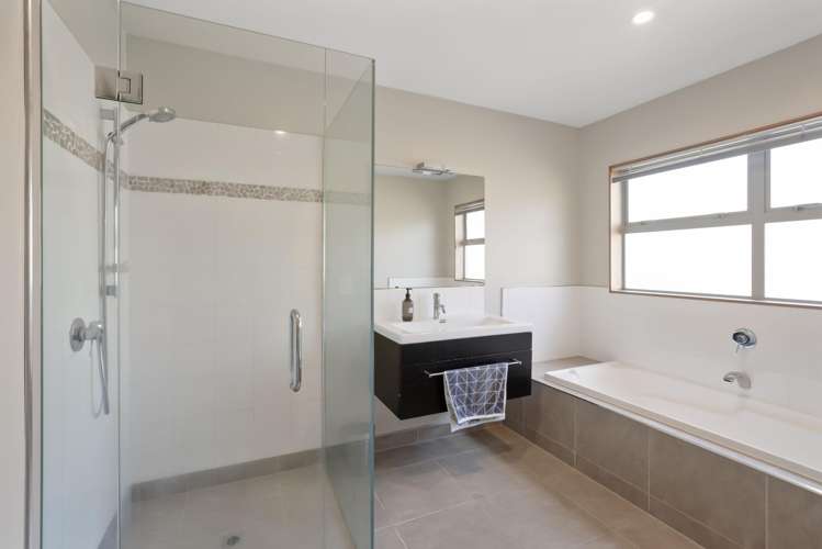 17 Matuku Place Paraparaumu Beach_19