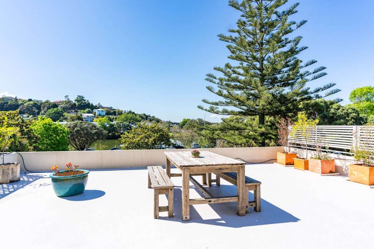 5/6A Pentland Road_1