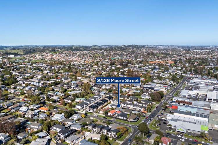 2/136 Moore Street Howick_23