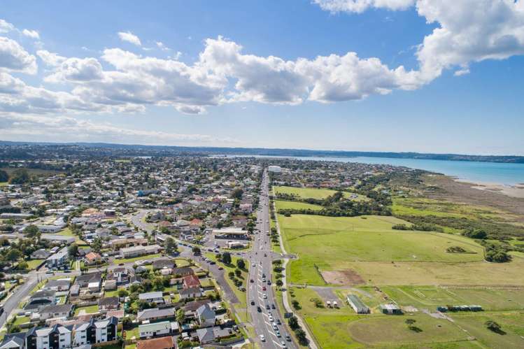 1 Titoki Street Te Atatu Peninsula_8