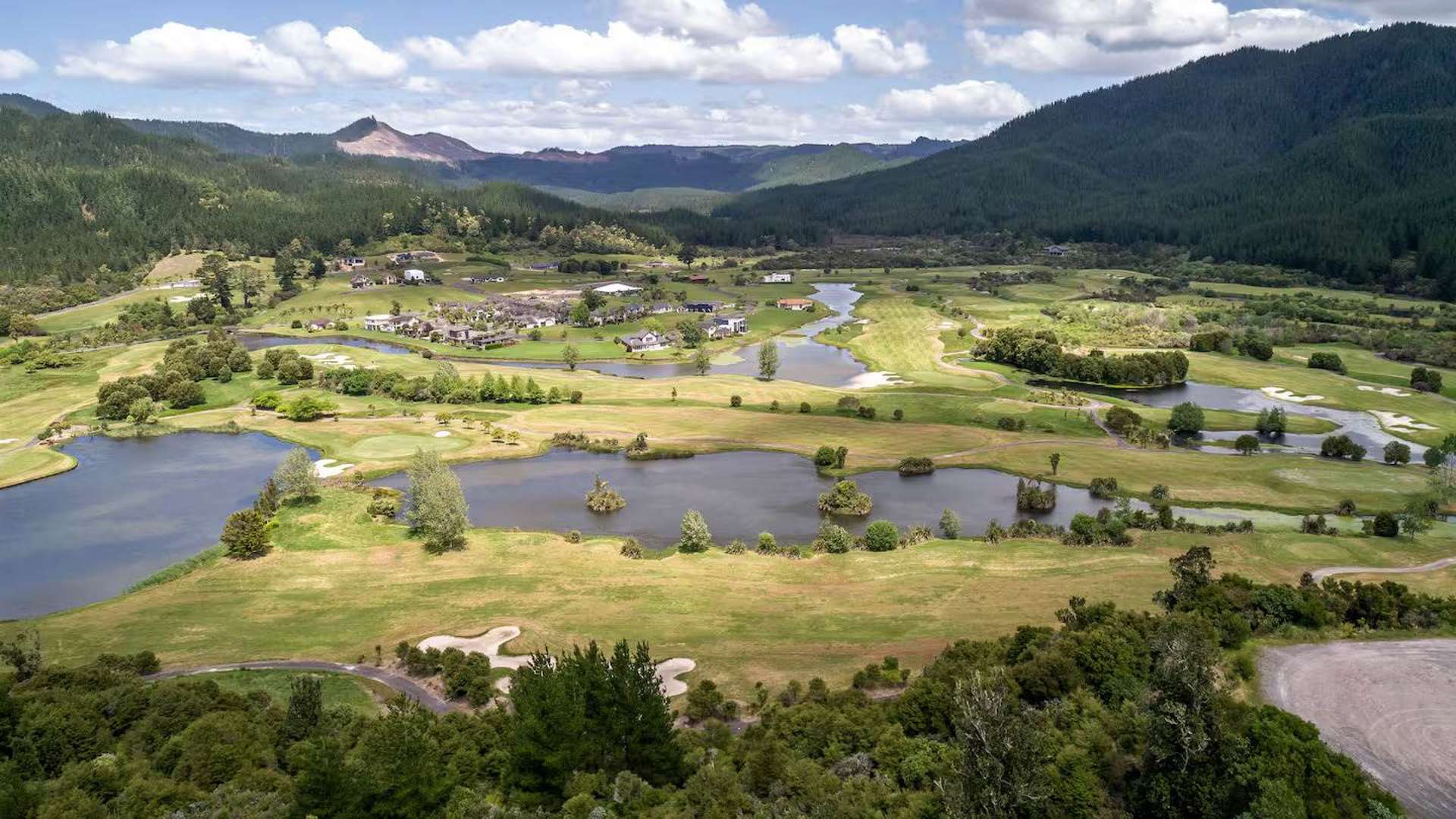 2 Pinehurst Drive Pauanui_0