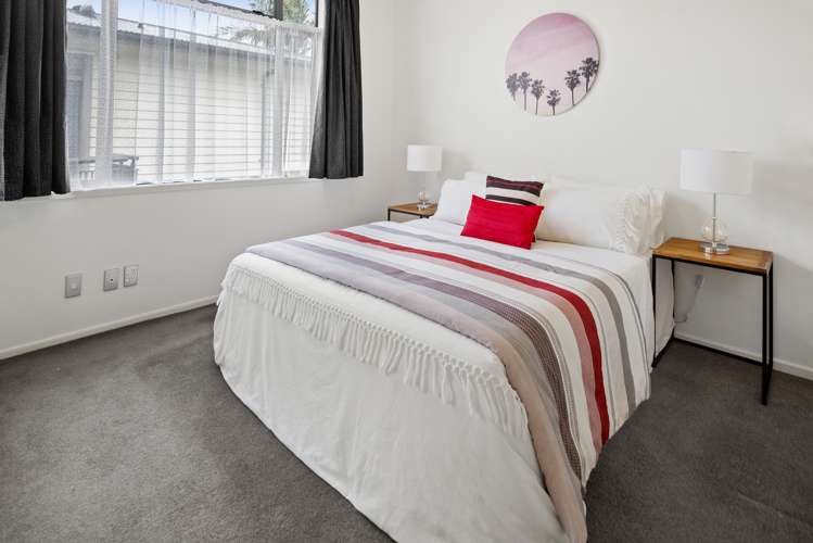 127/2 Armoy Drive East Tamaki_7