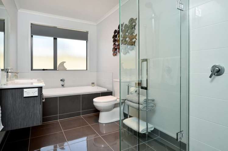 12 Jelas Drive Riverhead_20