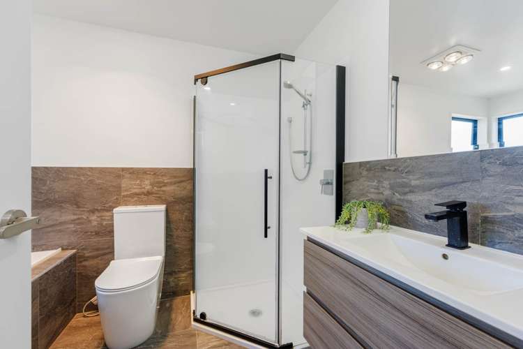 7 Jeanette Place Mairangi Bay_31