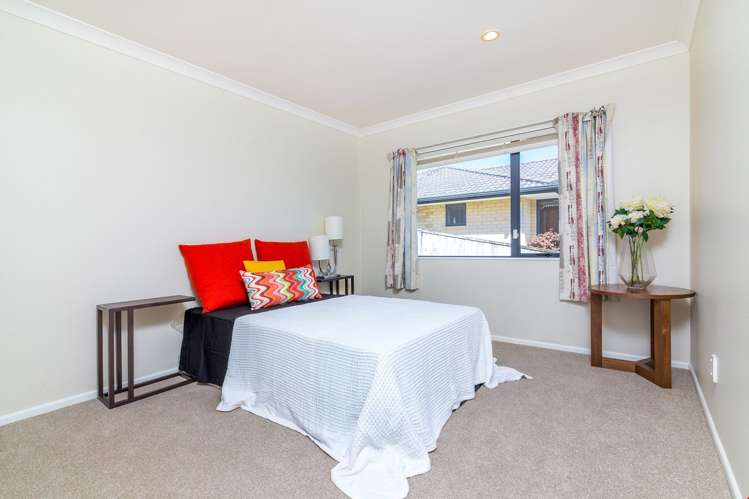 6 Roberta Crescent Orewa_9
