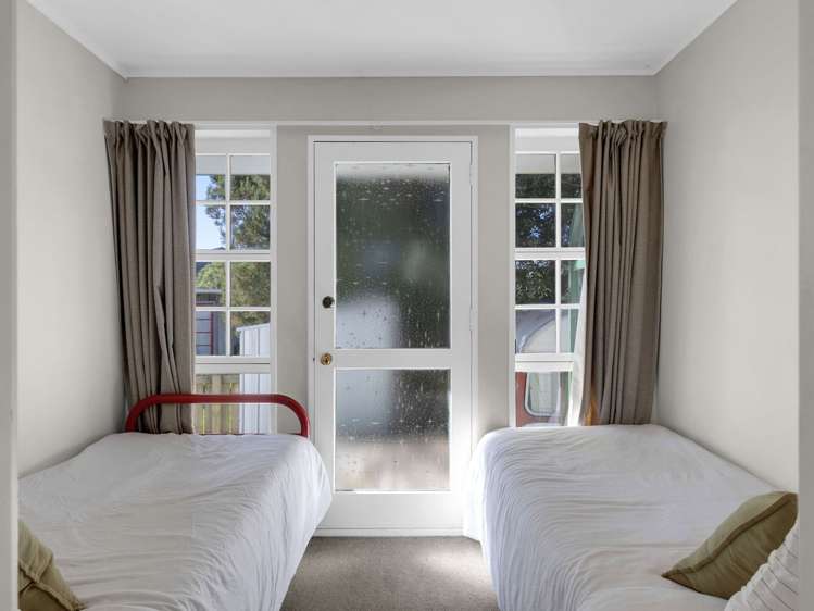 42B Wallis Street Raglan_13
