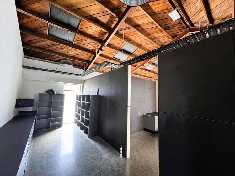 382 Montreal Street City Centre_10