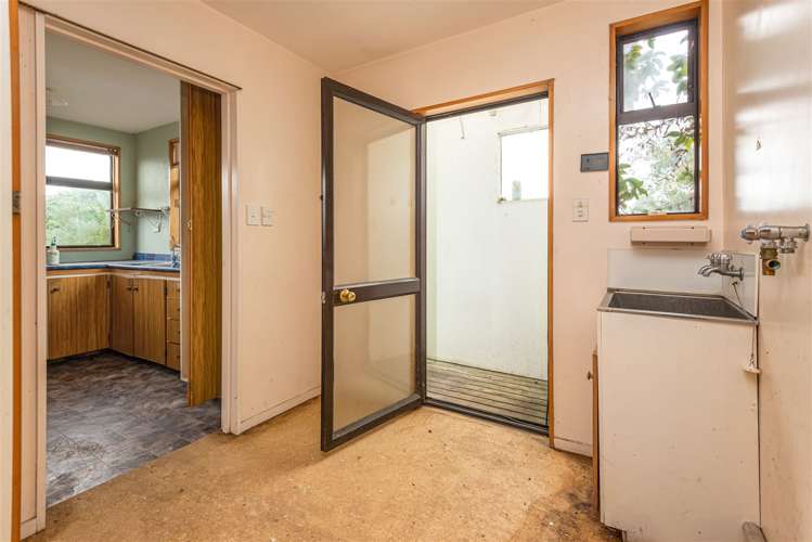 37 Pembertons Road Sefton_6