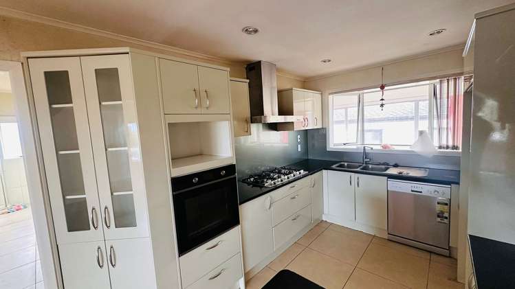 33 Hillcrest Road Papatoetoe_10