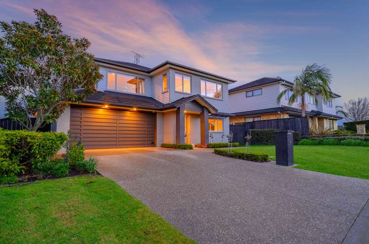 22 Gibbston Crescent Flat Bush_1