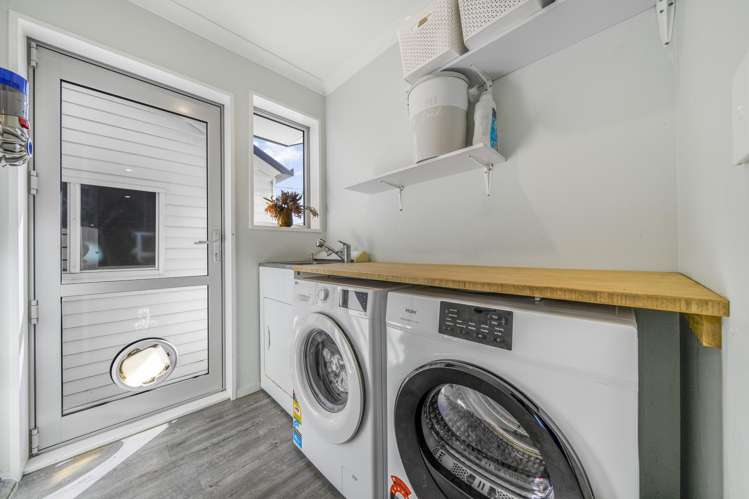 64 Willryan Avenue New Brighton_16