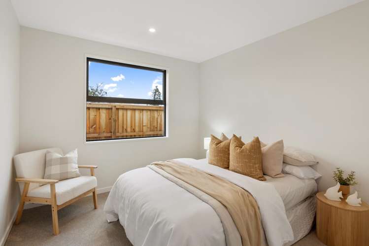 16 Greenslade Drive Lincoln_17