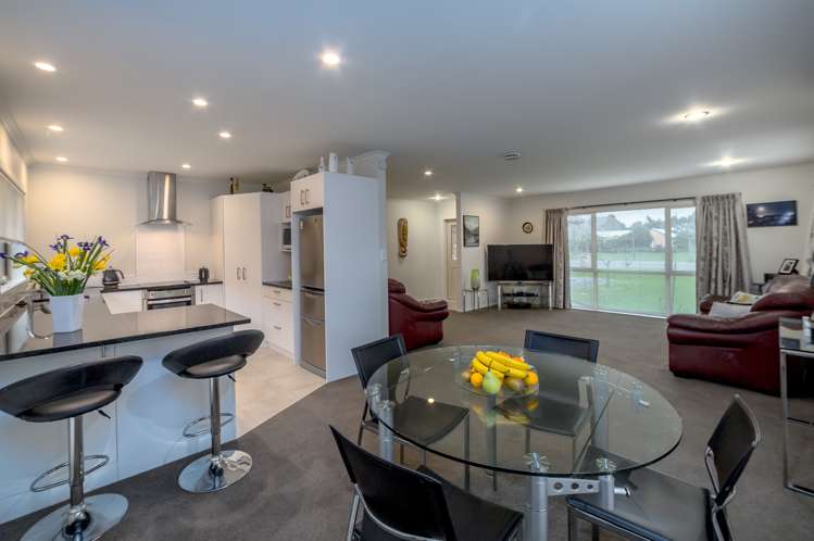 41 Hilton Road Carterton_3