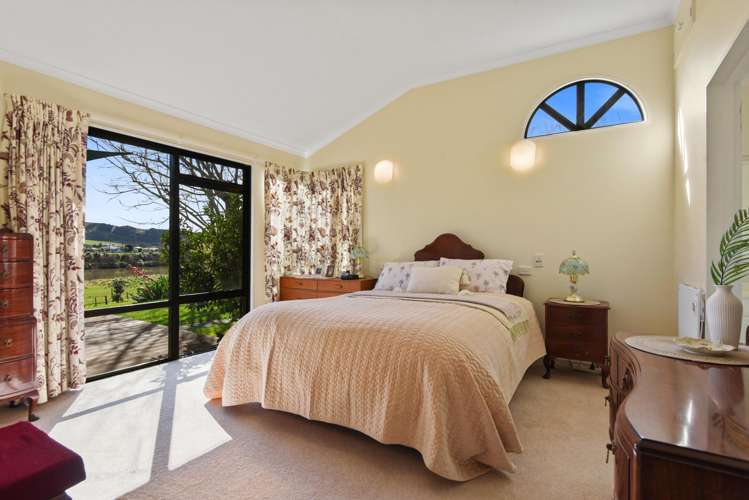 39 Riverbank Road Okoia_13