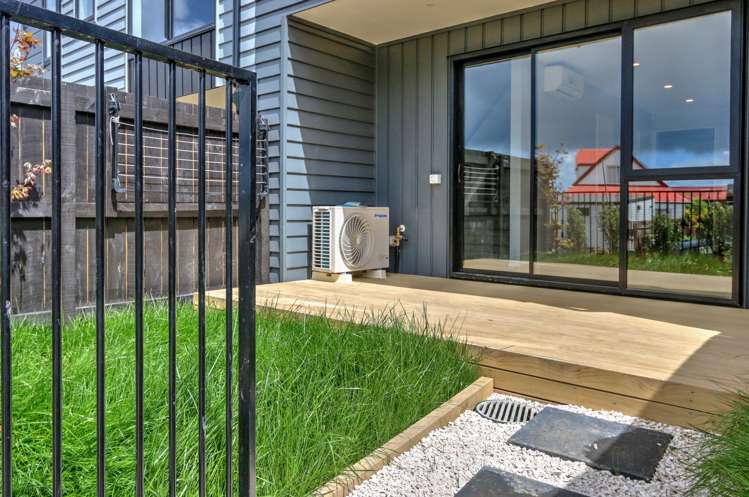 6b Athena Drive Totara Vale_33