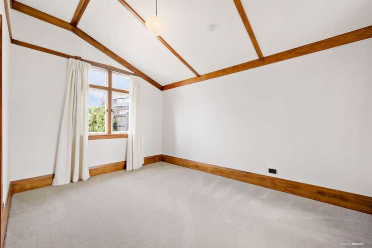 61 Uxbridge Road Mellons Bay_11