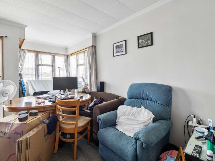 6 Robin Street Burwood_24