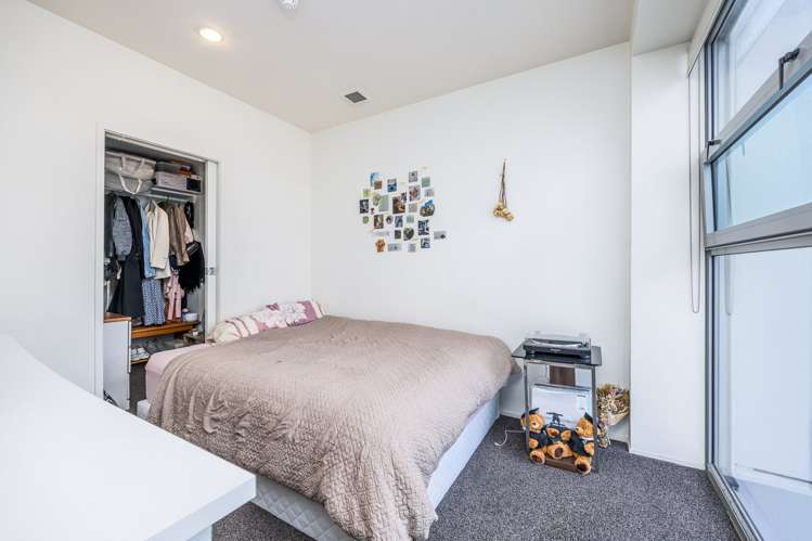 1302/2 Beach Road Auckland Central_12