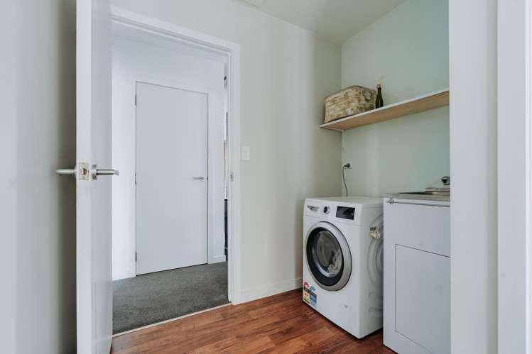 B/75 Ajax Street Milton_15