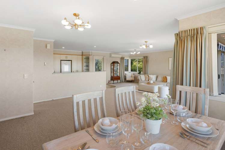 22 Cobbe Place Pomare_5