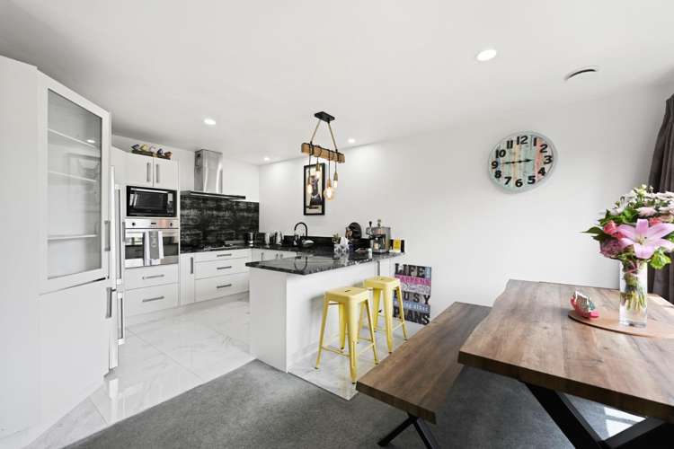 5B Opoia Road 1074_6