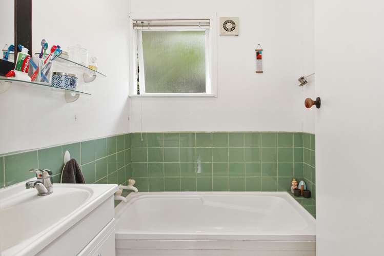 1/19 Gazelle Avenue Beach Haven_20