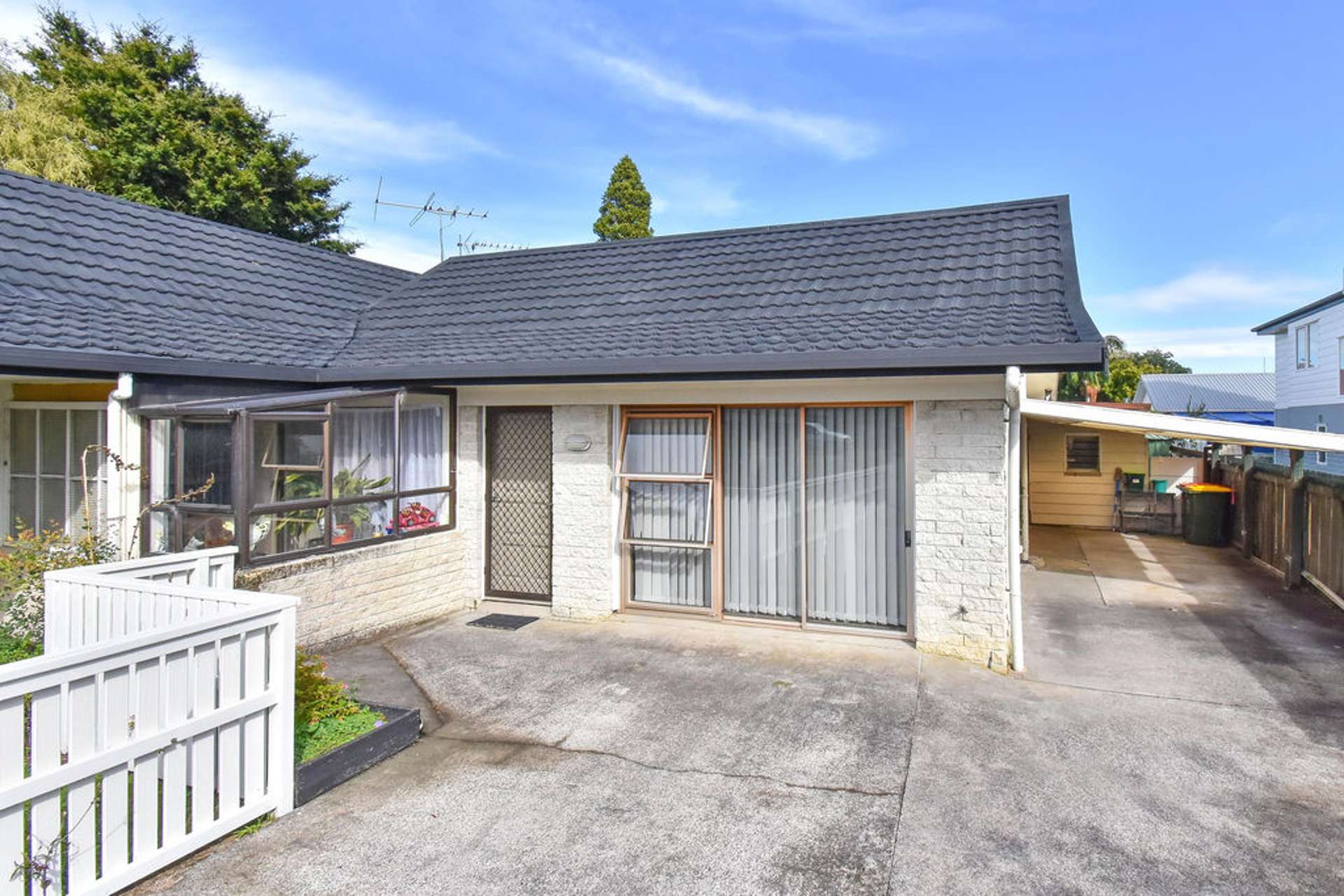 2/12 Grove Road Papakura_0