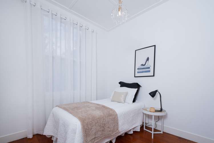 221 Henderson Valley Road Henderson_11