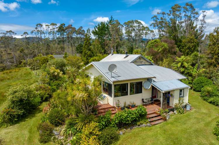 115 Snake Creek Road, Mangarakau Golden Bay_11