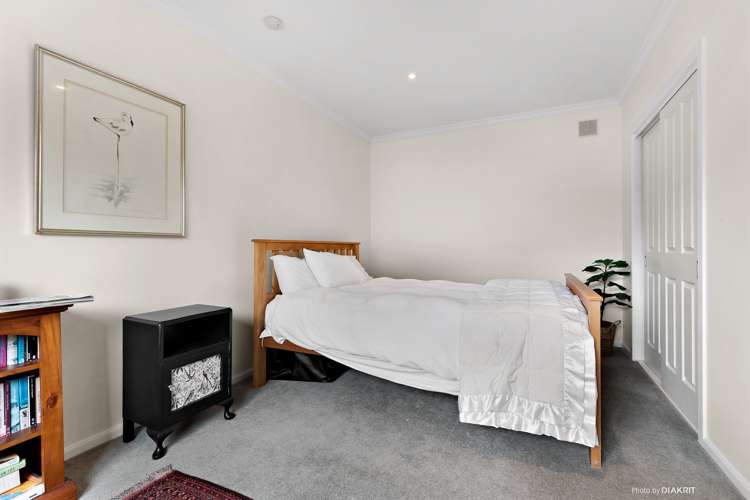 33 Futuna Close Karori_9