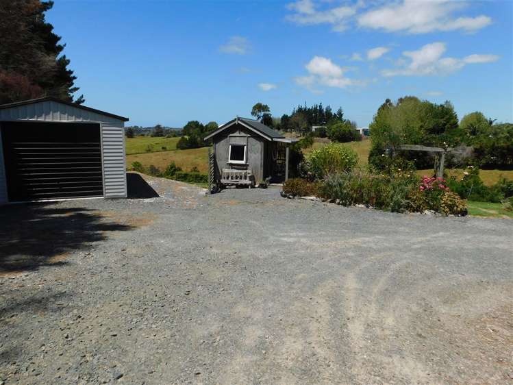 2143 Cove Road Mangawhai_16