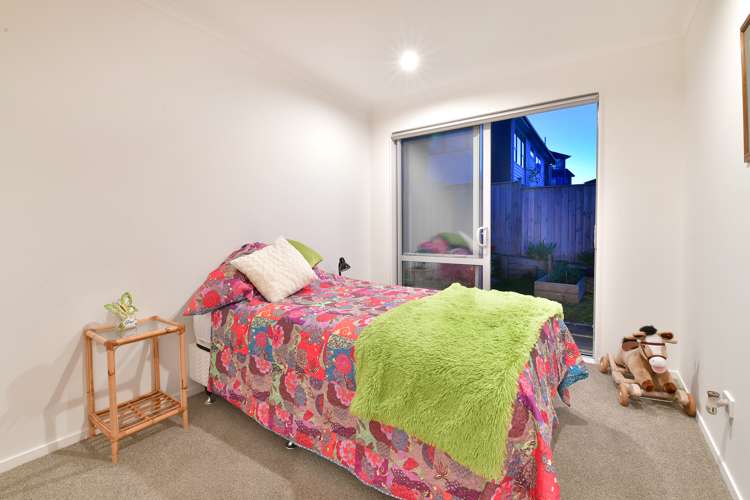 8 Sibling Court Silverdale_11