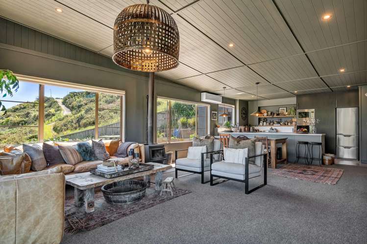 69 North Street Mokau_11