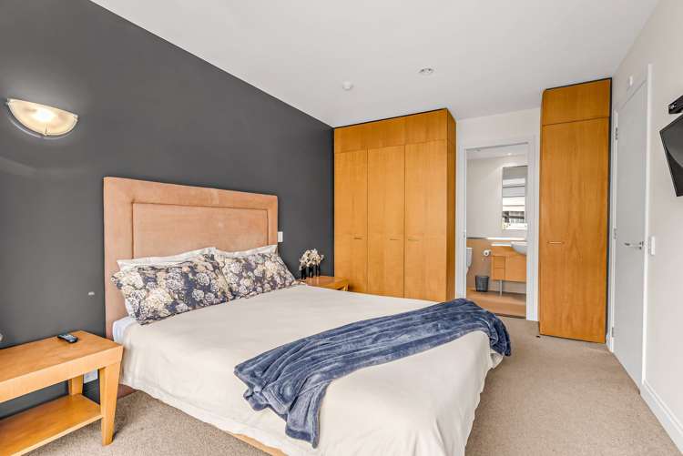 2G/20 Pakenham St East City Centre_11