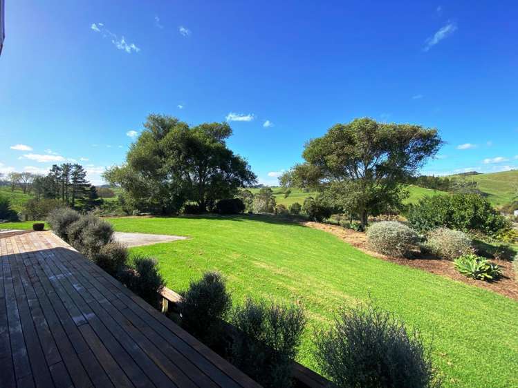 72 Ireland Road Waitoki_19