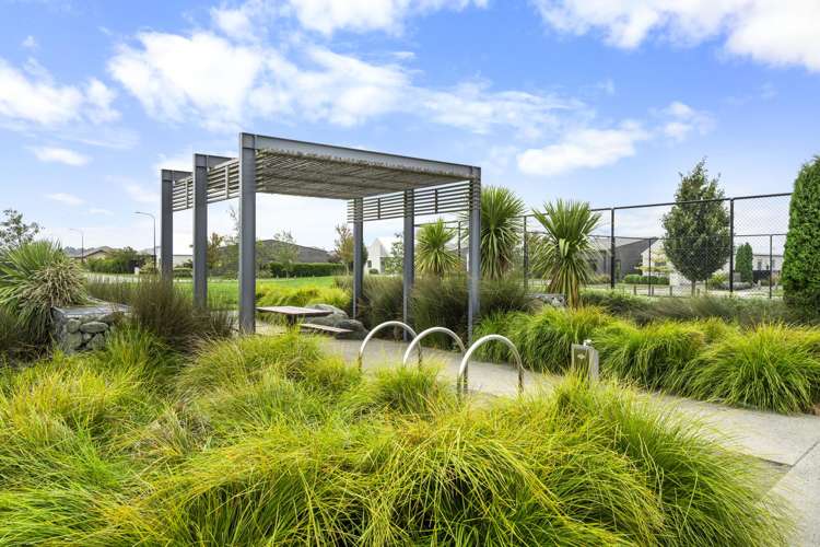 37 Moreton Green Rolleston_25