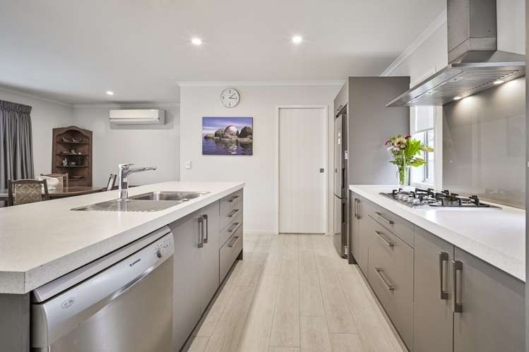 902 Florence Street Raureka_1