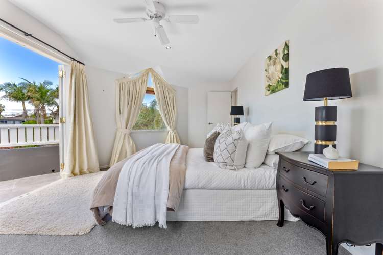 631 Beach Road Rothesay Bay_12