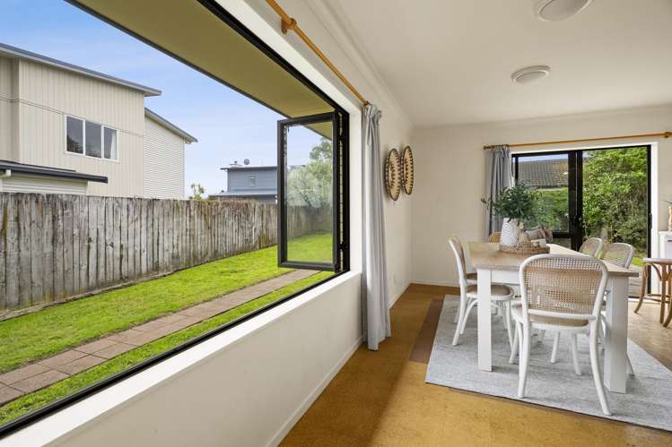 26 Larisa Grove Papamoa_12