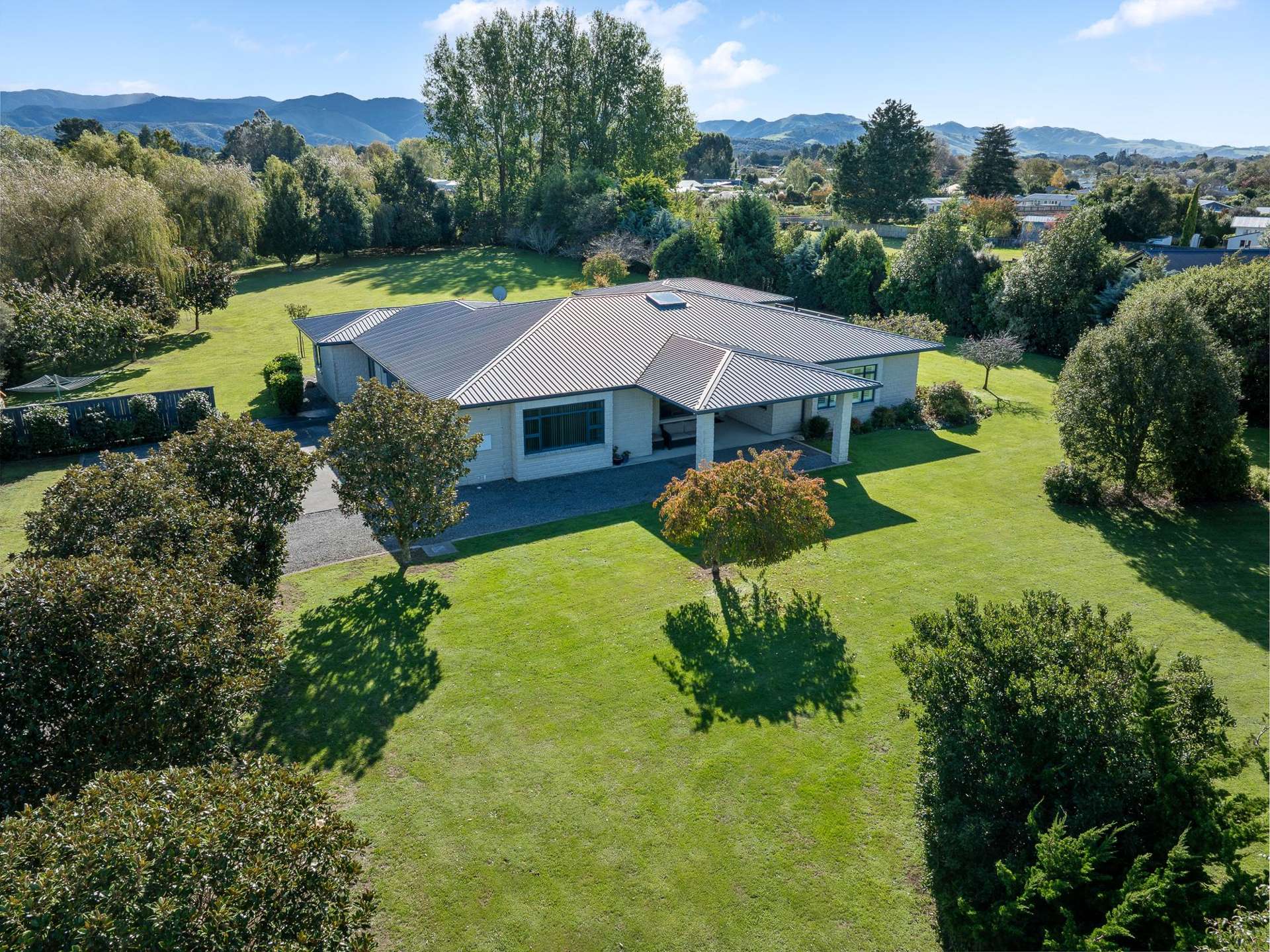 9 Rexwood Estate Carterton_0