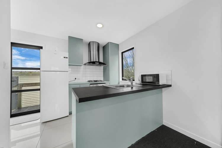 8 Landette Road Manurewa_11