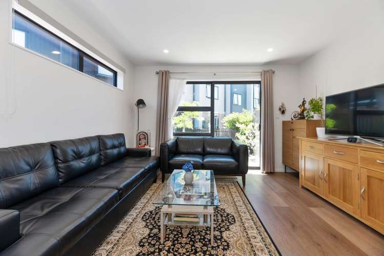 2 Selo Street Glen Eden_11