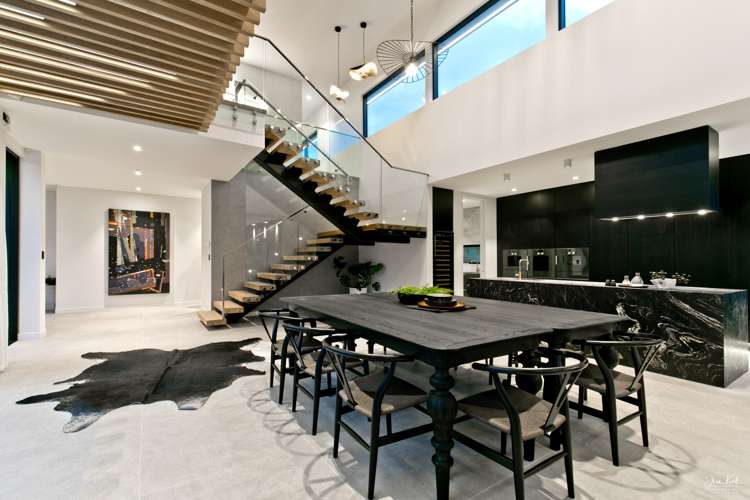 26 Lynwood Grove Dairy Flat_6