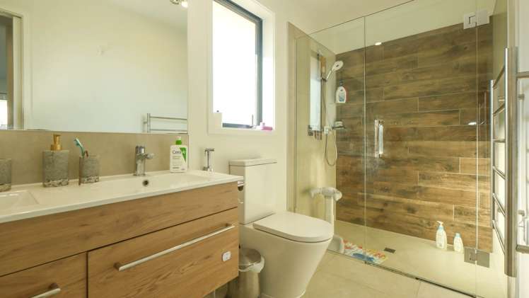 100 John Fair Drive Milldale_12